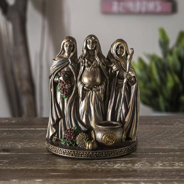 15037 Mother, Maiden & Crone-Earth Fairy Holistics