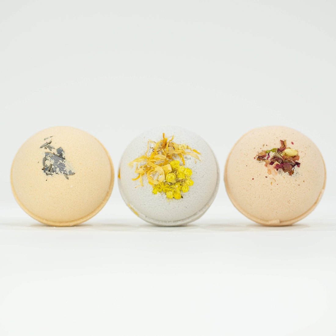 DAYDREAM • 100% BOTANICAL BATH BOMB •-Earth Fairy Holistics