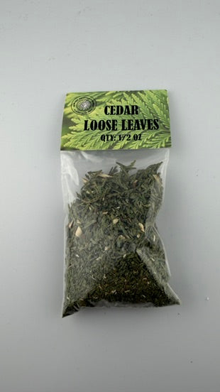 Cedar Cluster Packaged 1/2 oz