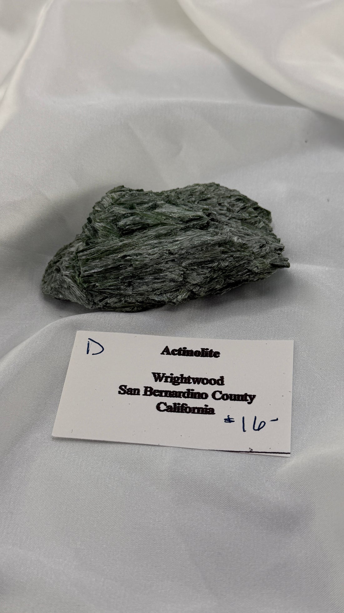 Actinolite Specimens
