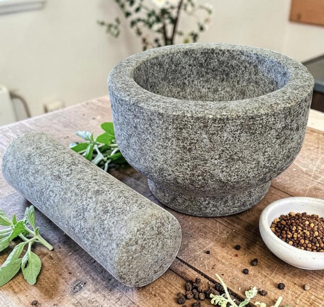 Black & Grey Granite Stone Mortar & Pestle – 5.5" W x 3.5" H