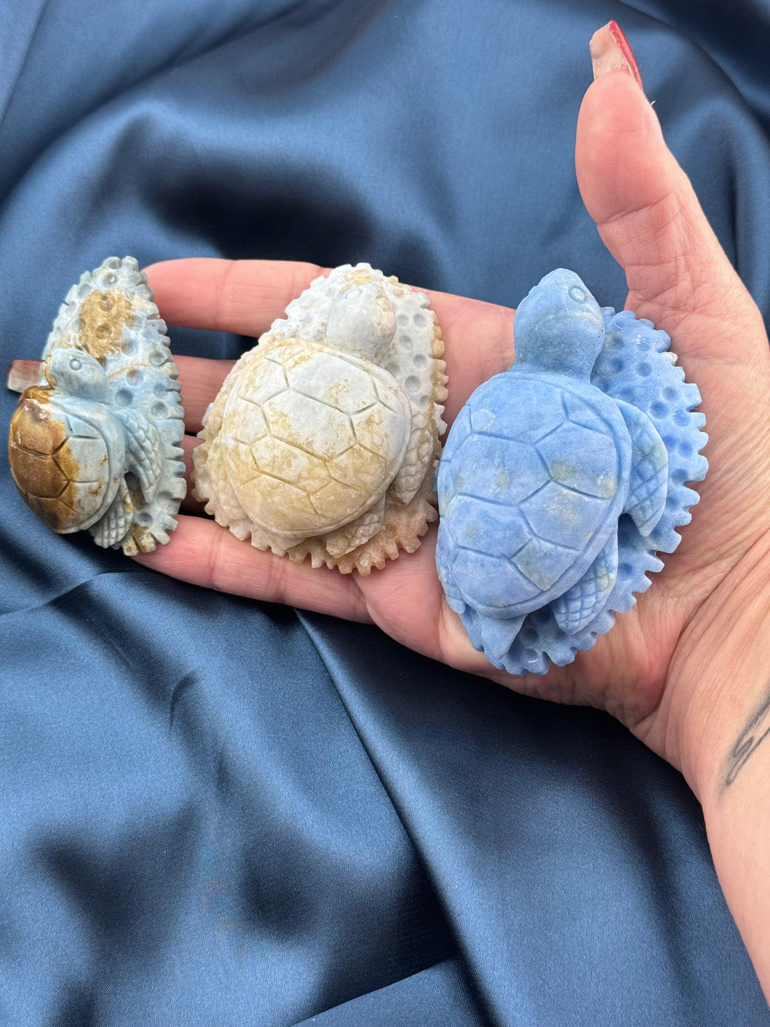 Dumortierite Sea Turtle Carving-Earth Fairy Holistics