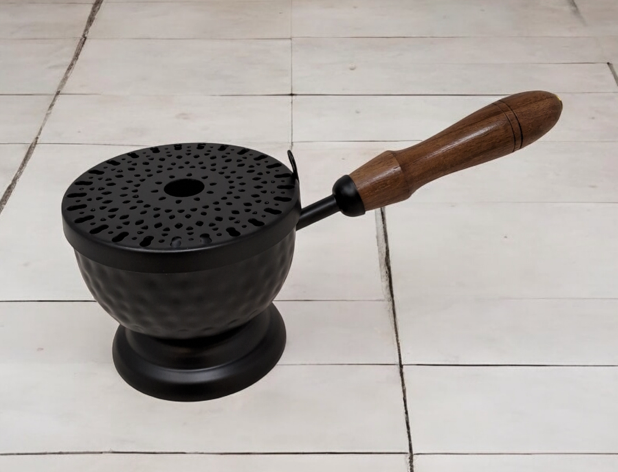 Iron Cauldron Burner with Lid & Wooden Handle (9 in)