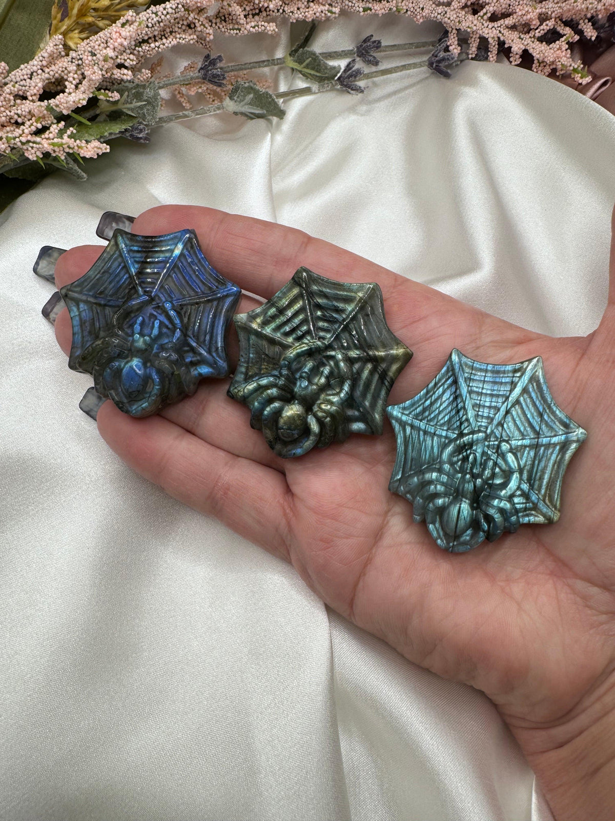 Labradorite Spider Carving-Earth Fairy Holistics