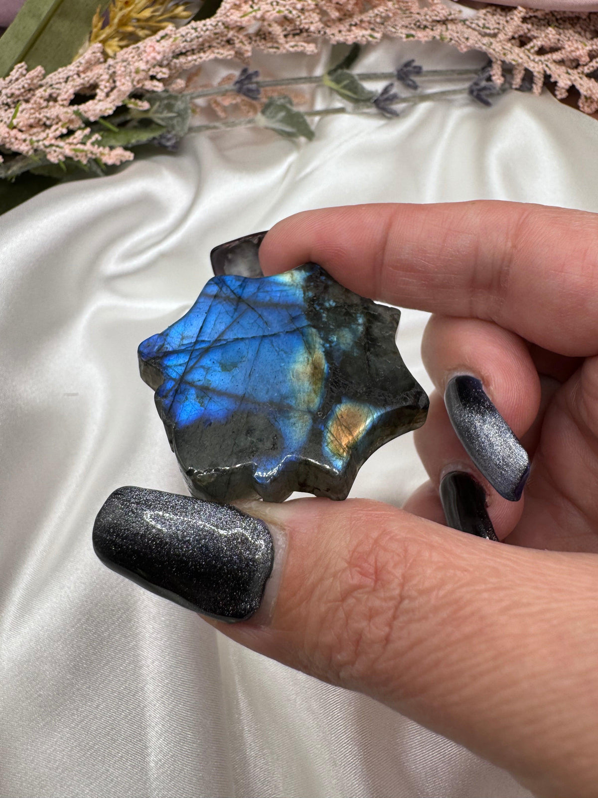 Labradorite Spider Carving-Earth Fairy Holistics