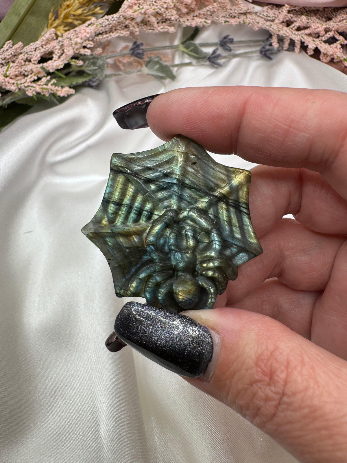 Labradorite Spider Carving-Earth Fairy Holistics